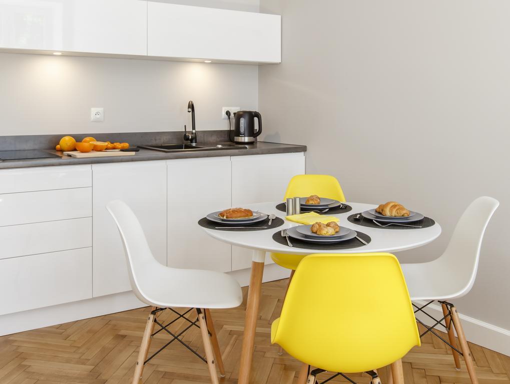 Central Place Warszawska Apartment